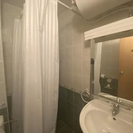 Spacious Modern Two-bedroon In Elit 1 Complex Apartahotel