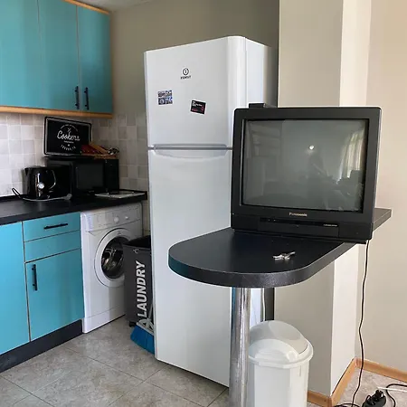 Spacious Modern Two-bedroon In Elit 1 Complex 阳光海滩