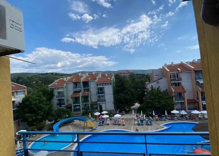 Spacious Modern Two-bedroon In Elit 1 Complex 3*