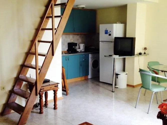 Spacious Modern Two-bedroon In Elit 1 Complex Hotel de apartamente